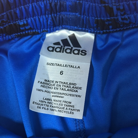 Adidas Boys size 6 Blue camo athletic shorts, like new condition - Picture 3 of 4